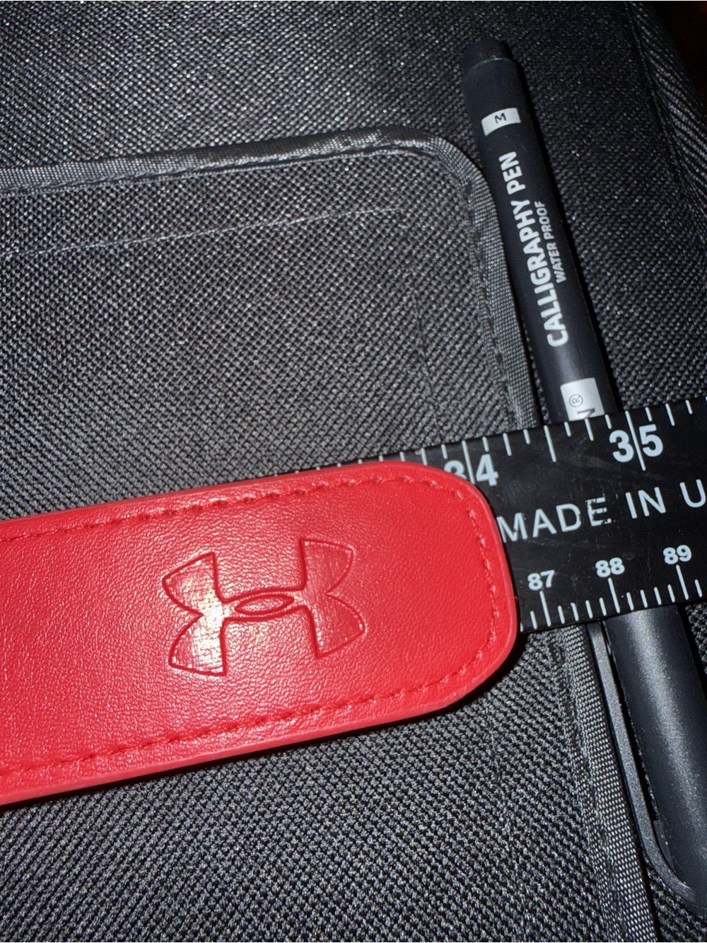Under Armour Classic Red Baseball Belt - Picture 8 of 8